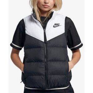 Nike sportswear Windrunner reversible vest. Womens XL.